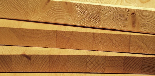 Sản xuất ván gỗ tự nhiên